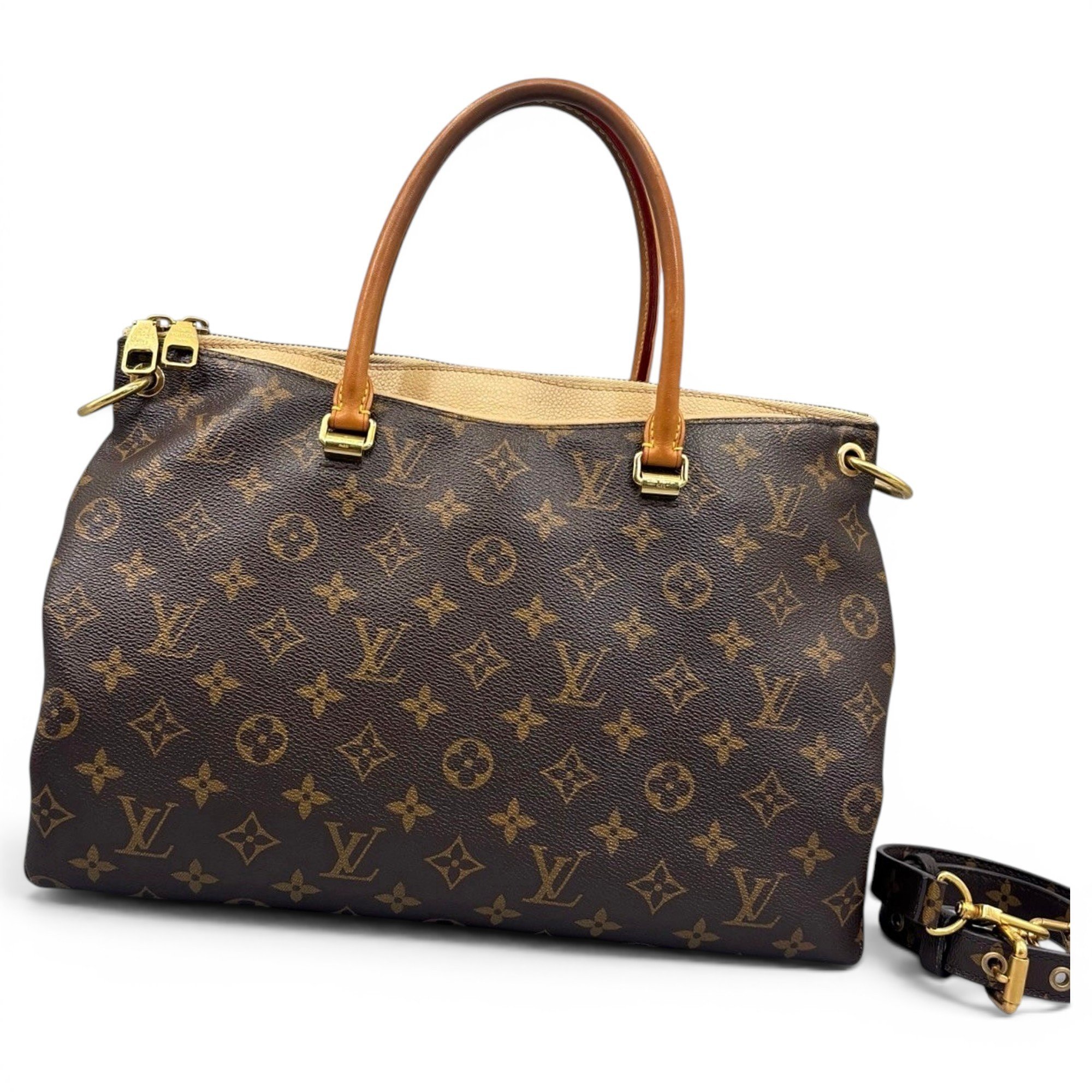 Pallas leather handbag