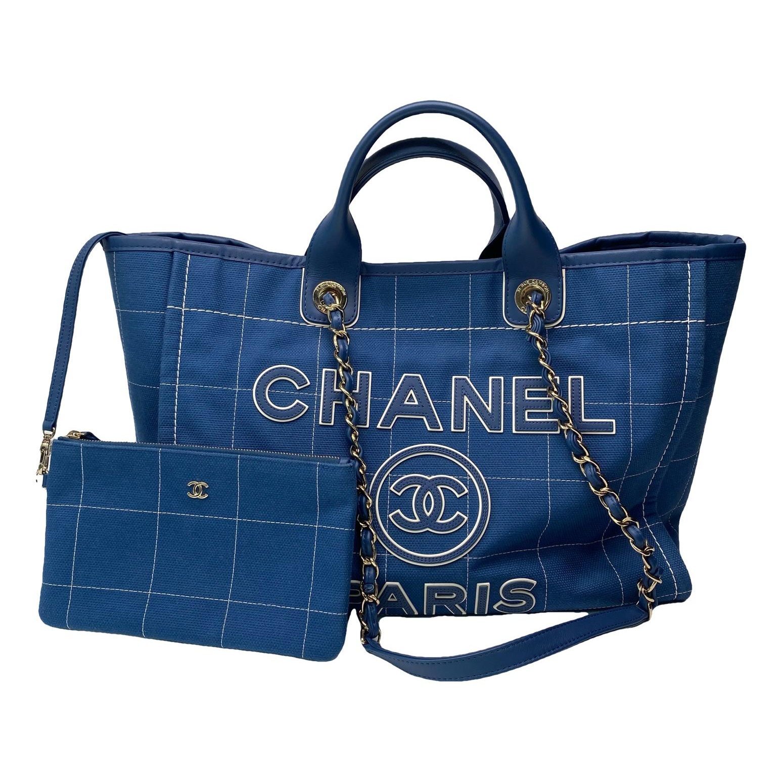 Chanel Leather handbag
