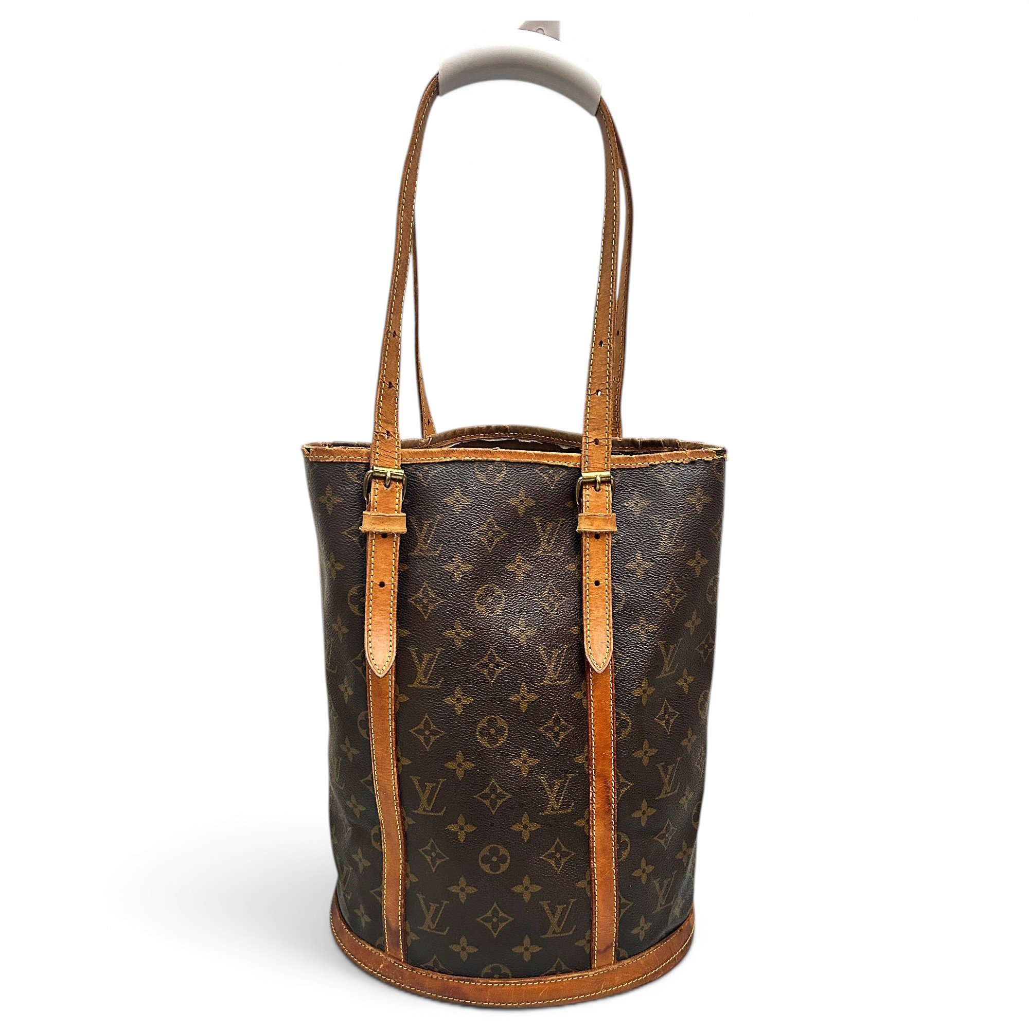 Bucket leather handbag