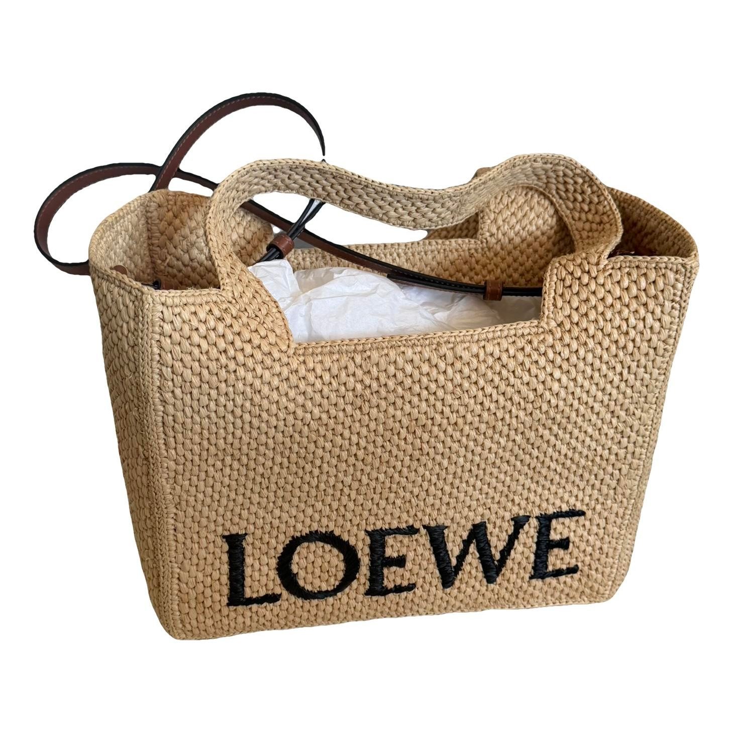 Font leather handbag