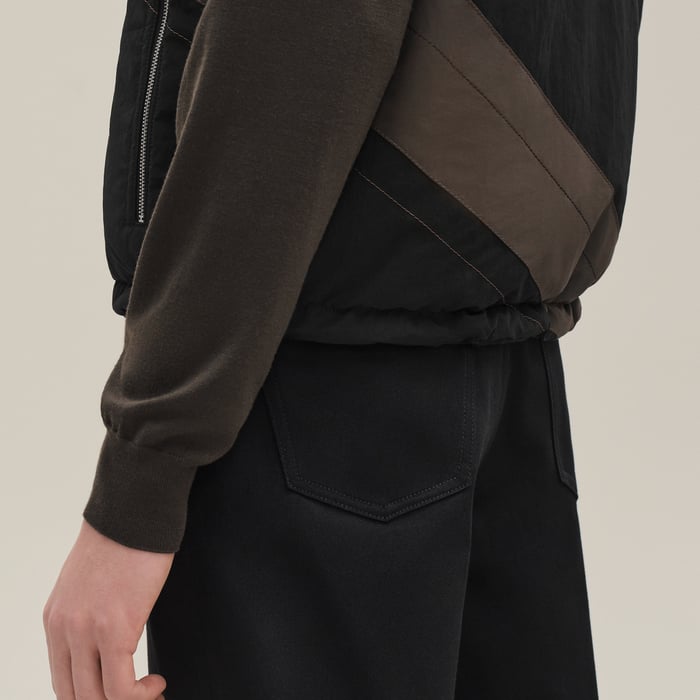 Noir "Casaque" Quilted Vest