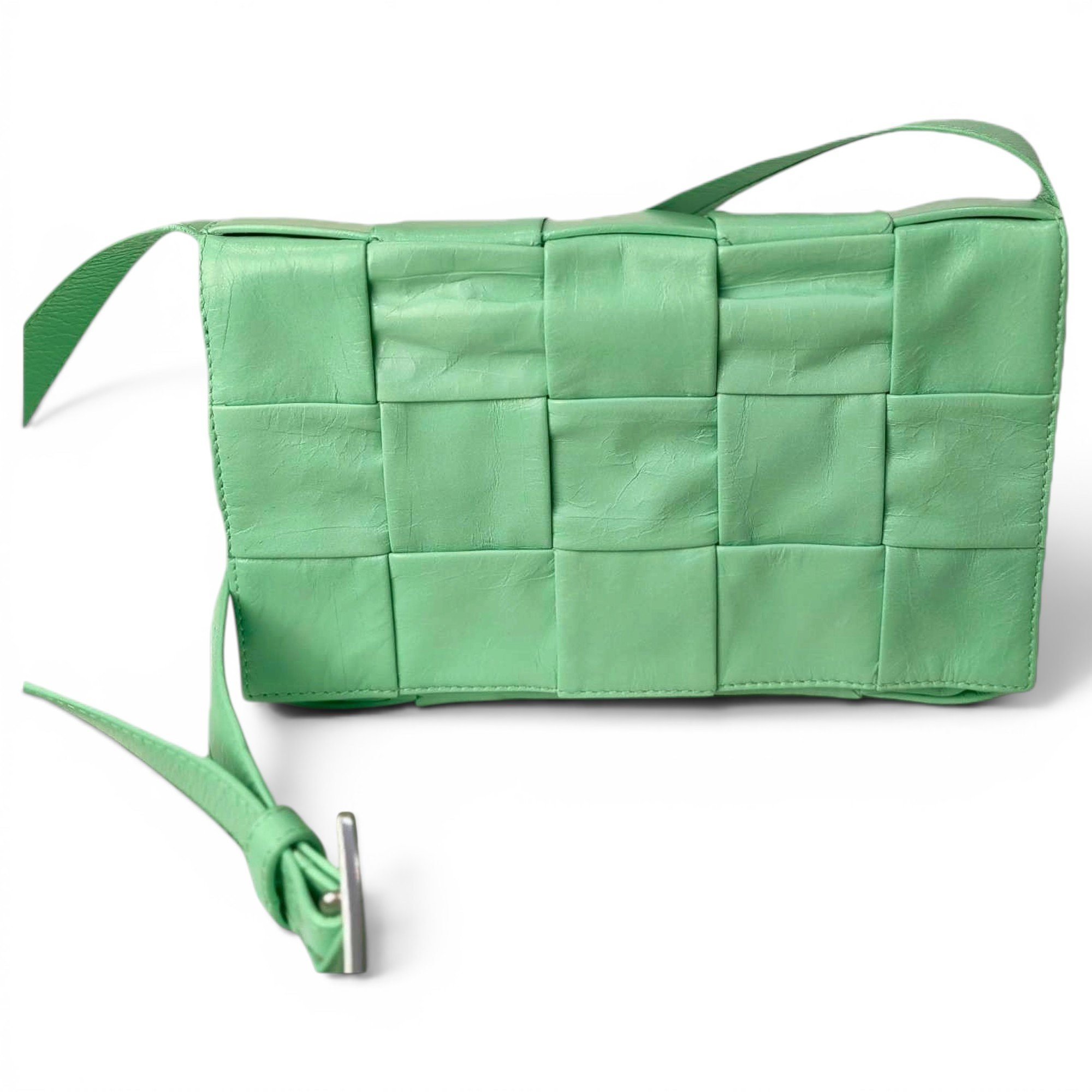 Cassette leather handbag