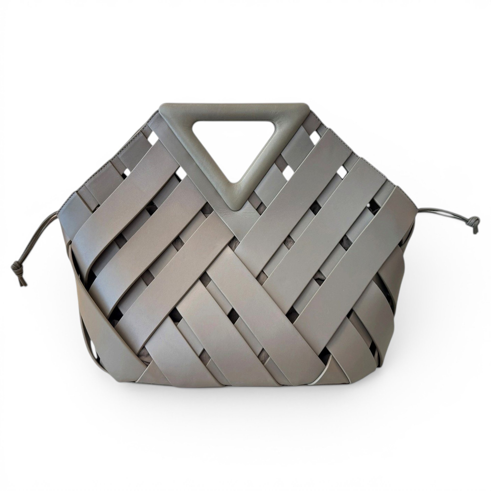 Bottega Veneta Point leather handbag