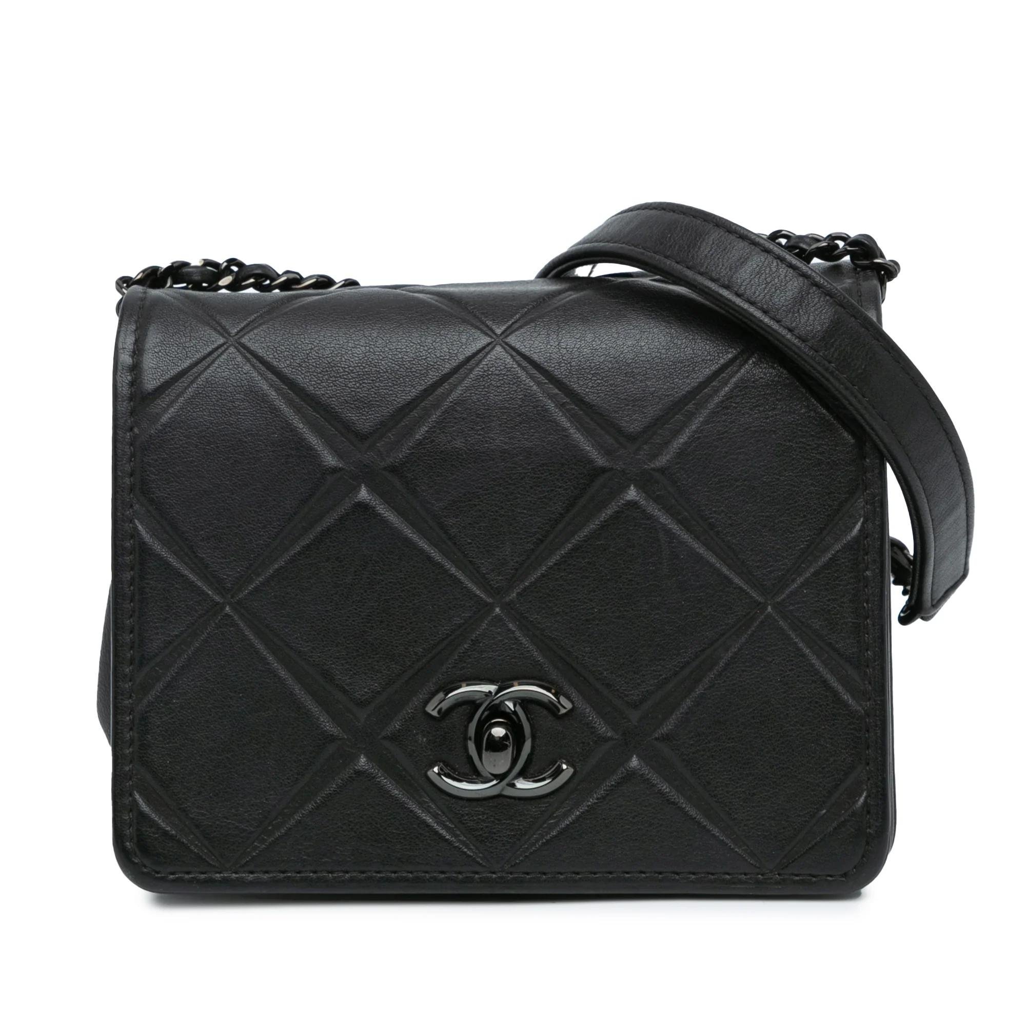 Wallet On Chain Boy Half Flap leather handbag