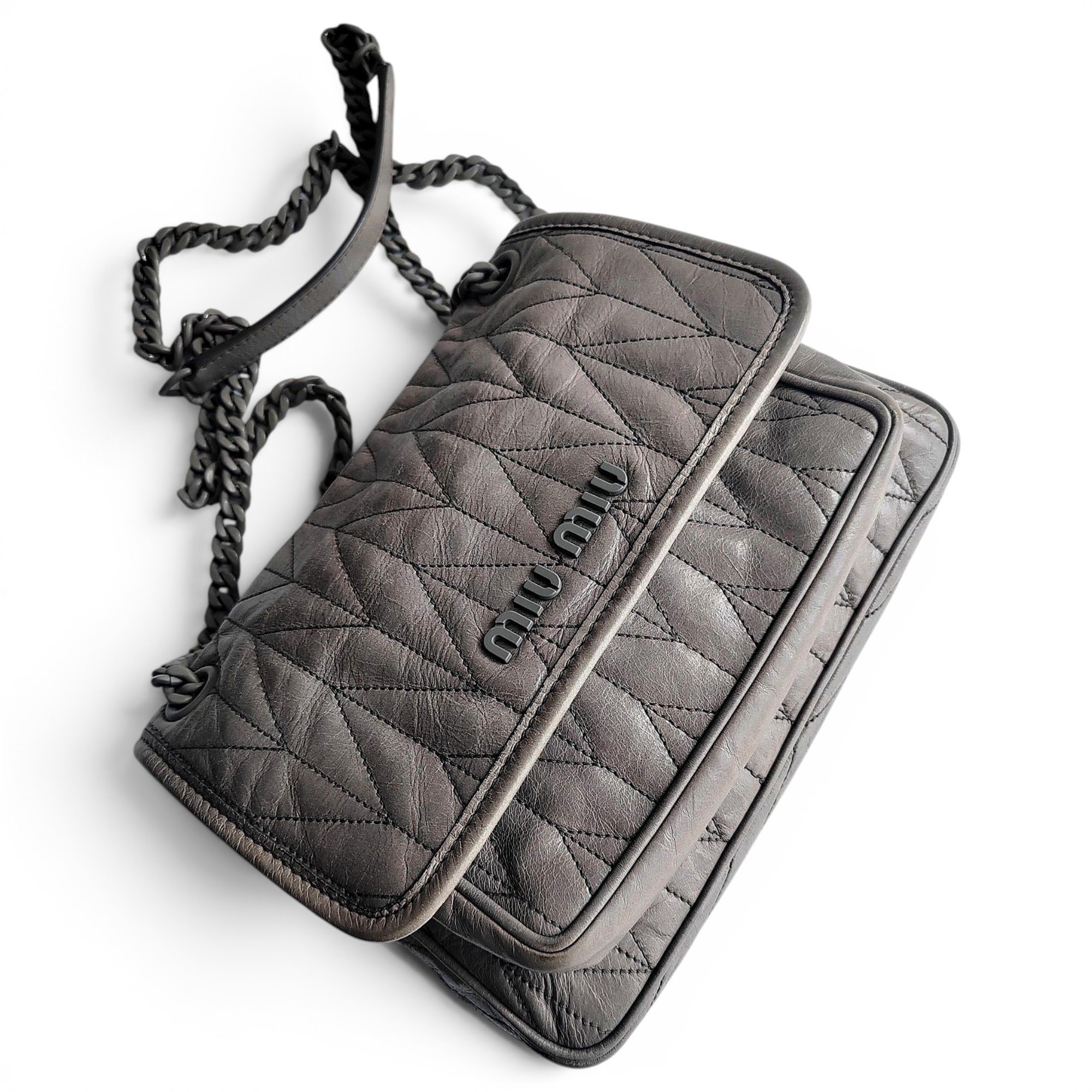 Leather handbag