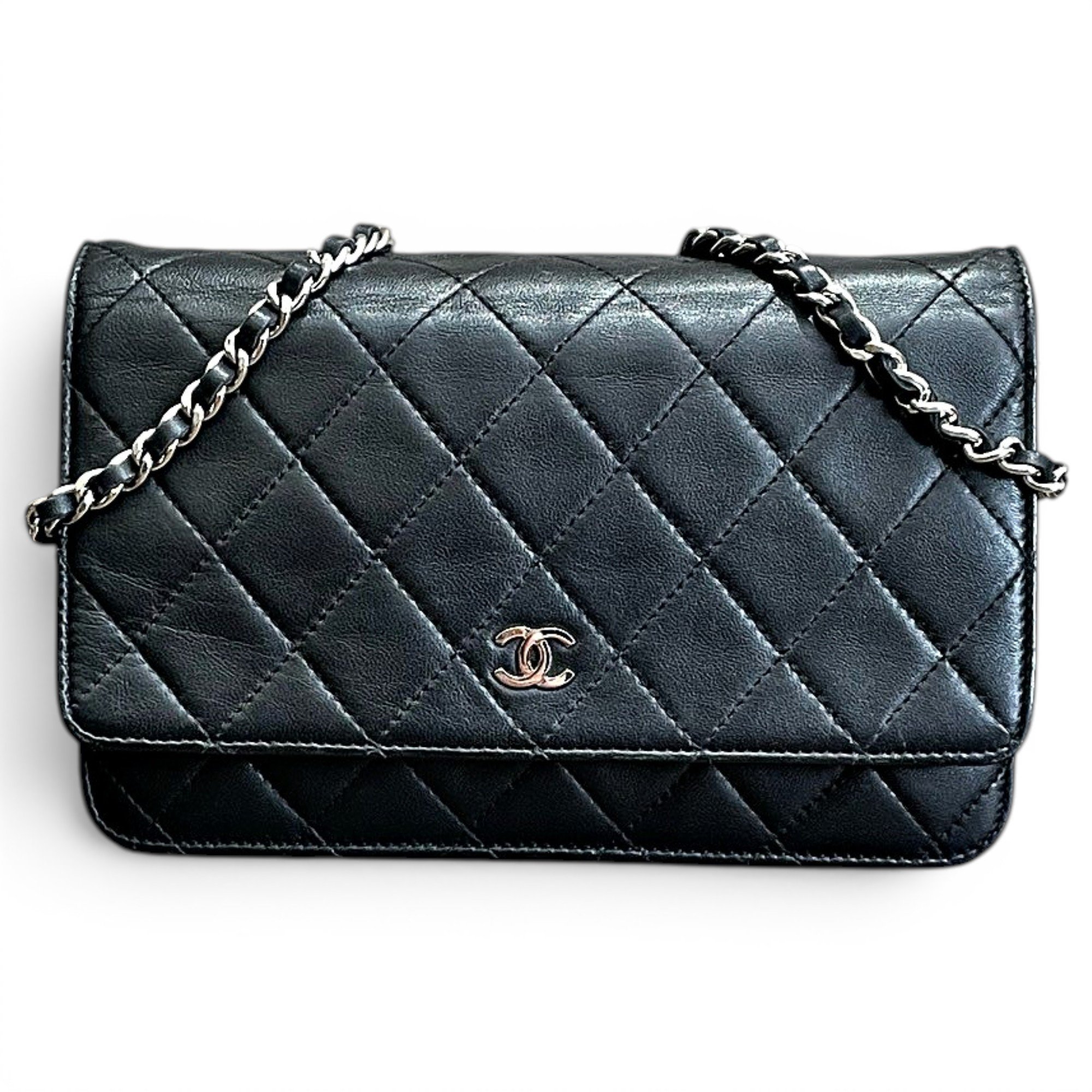 Wallet On Chain Timeless/Classique leather crossbody bag