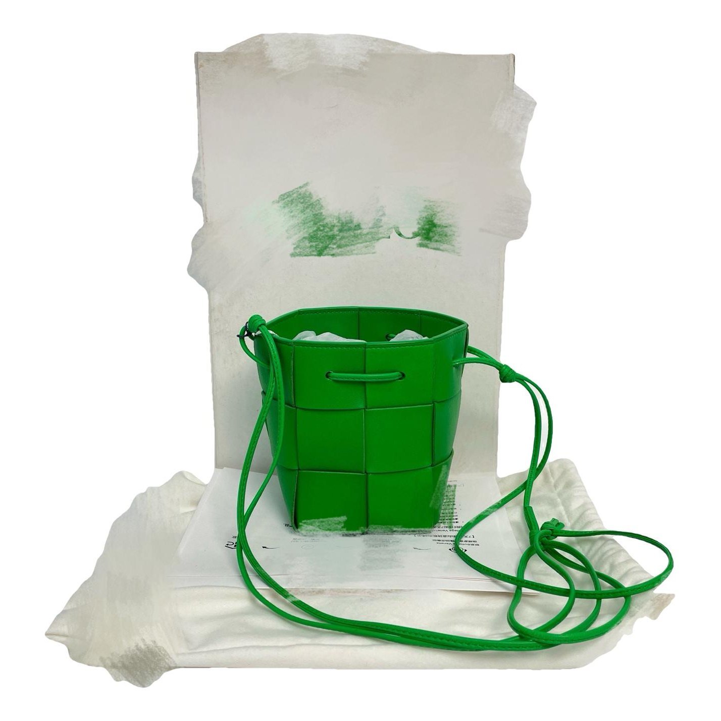 Cassette Bucket leather handbag