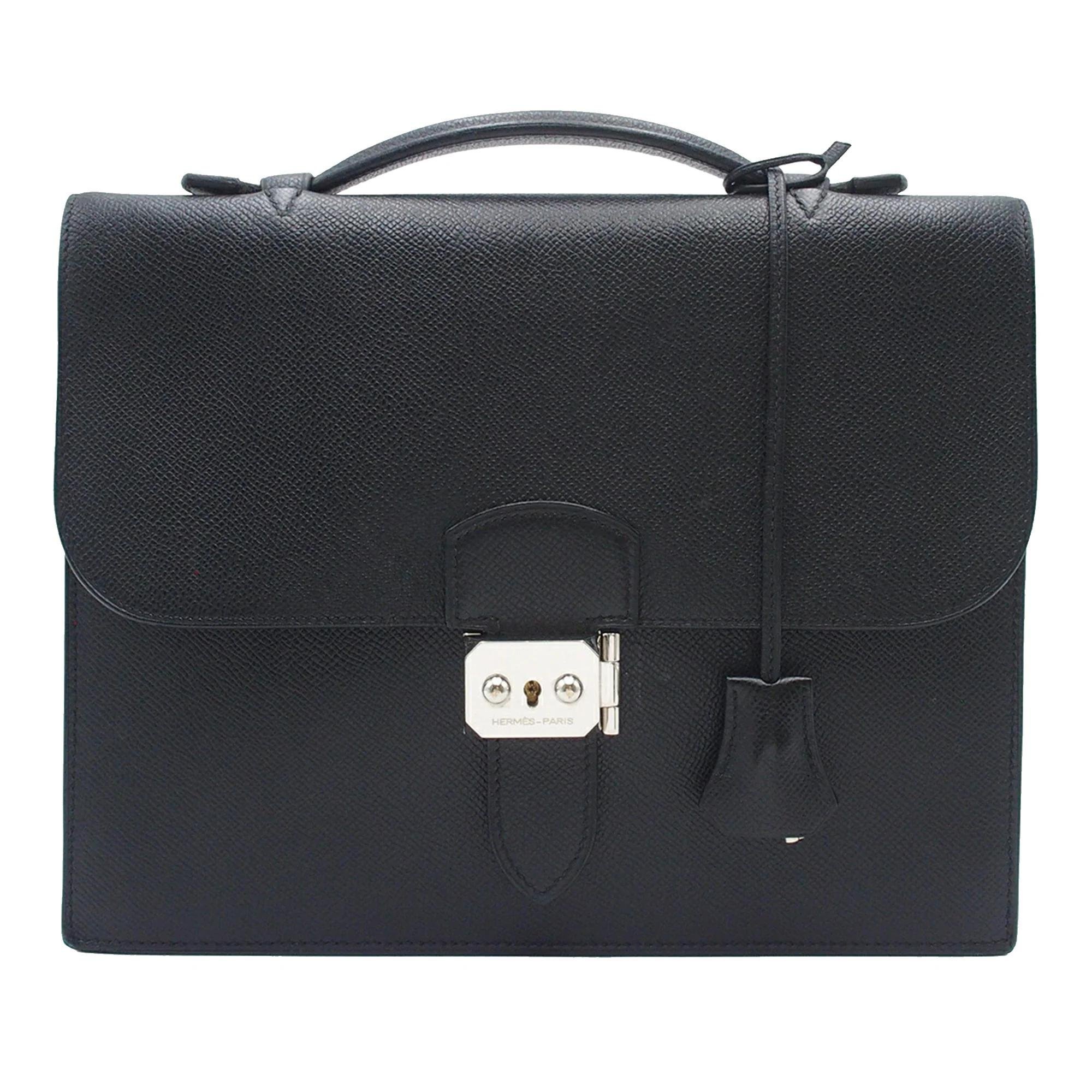 Leather travel bag