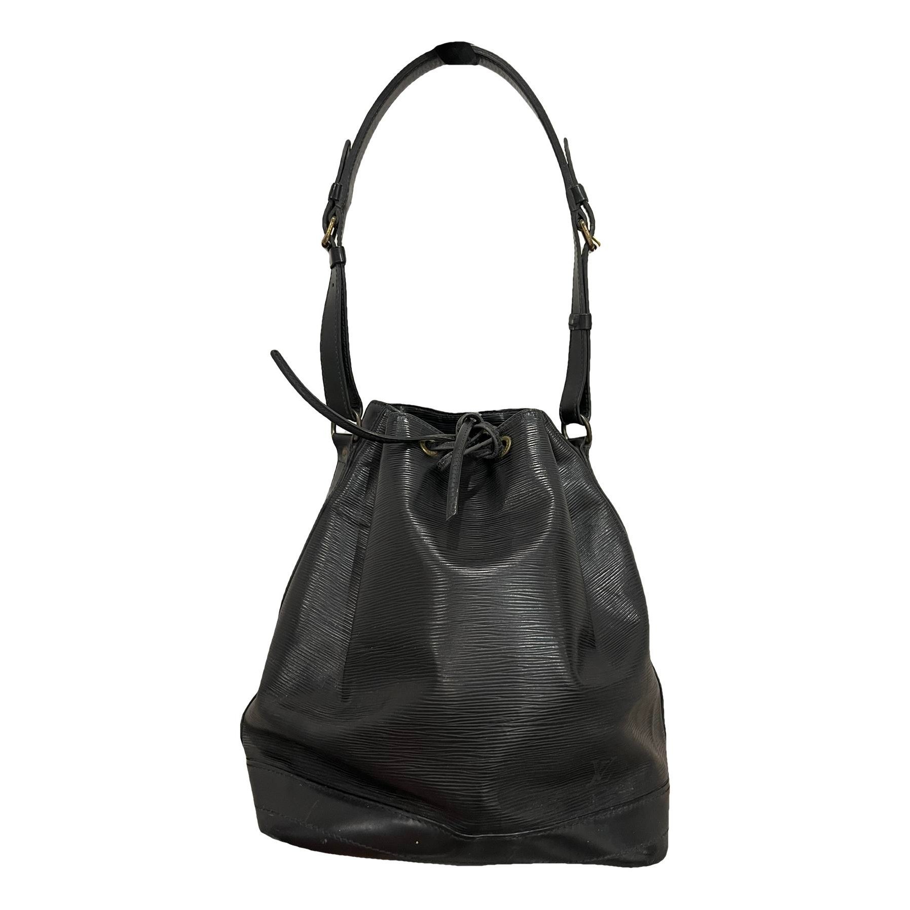 Noé leather handbag