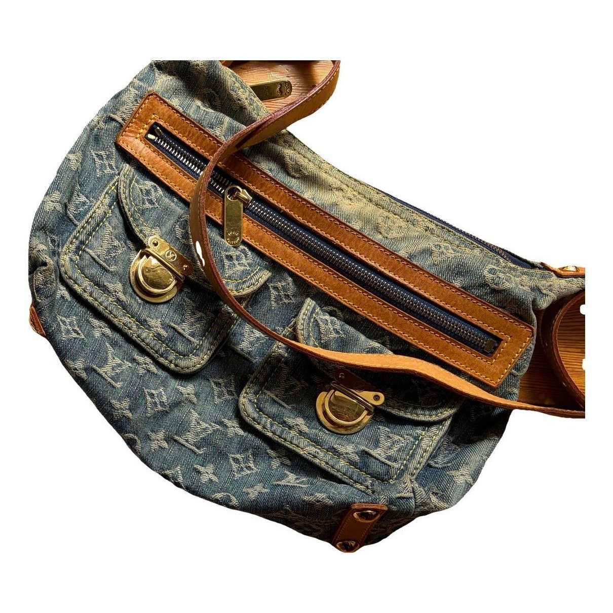 Baggy crossbody bag