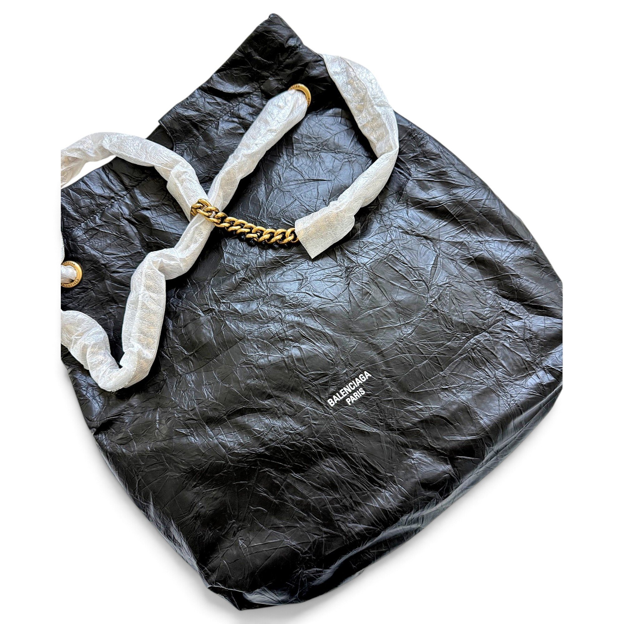 Crush leather tote