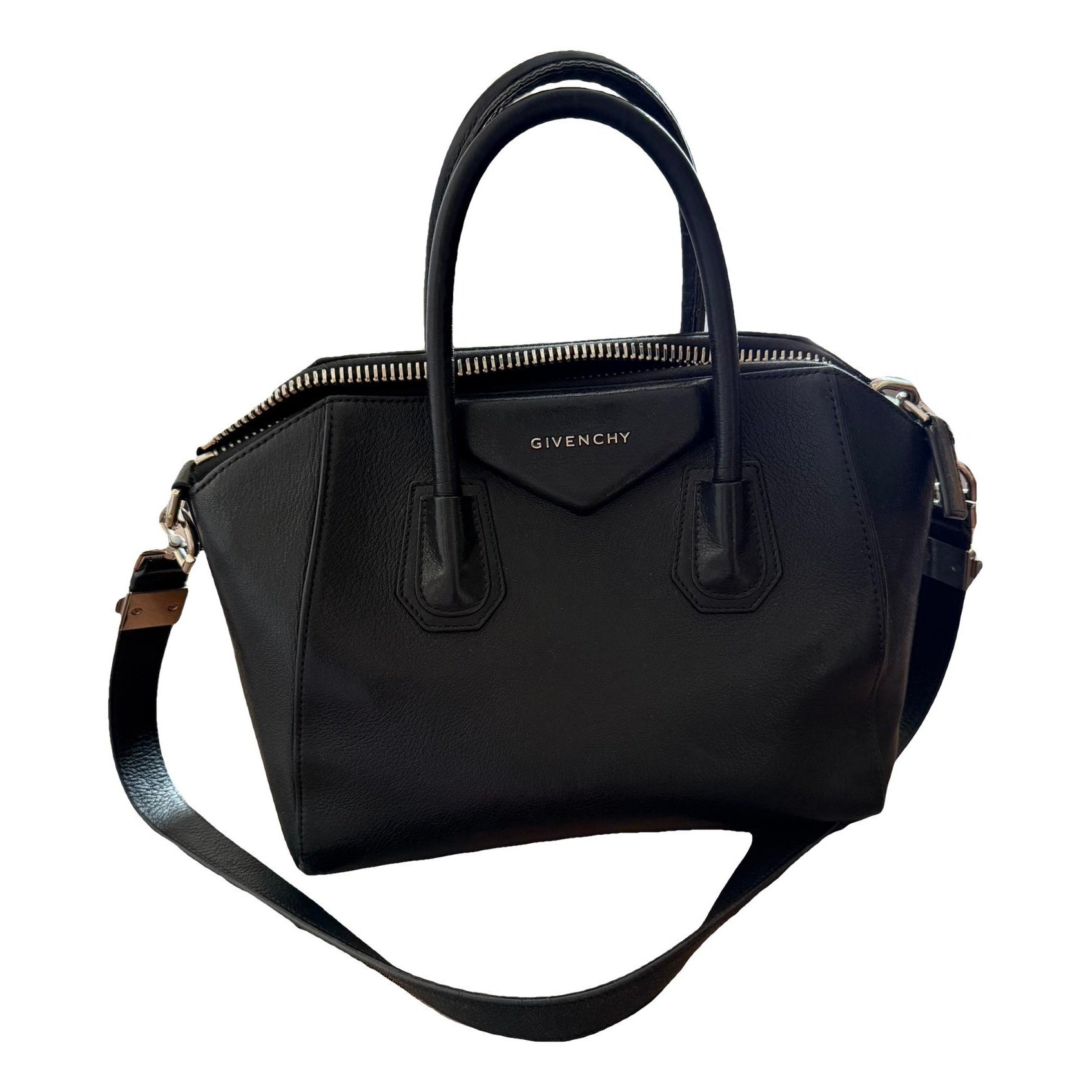 Antigona leather handbag
