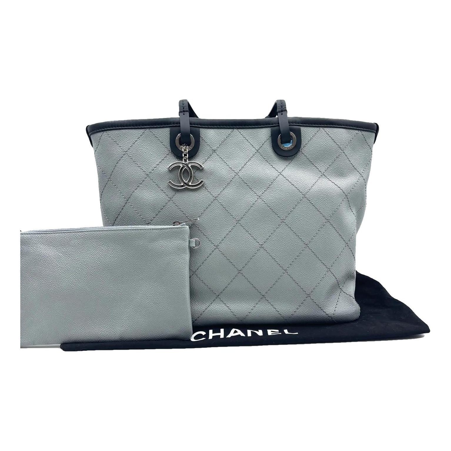 Leather tote