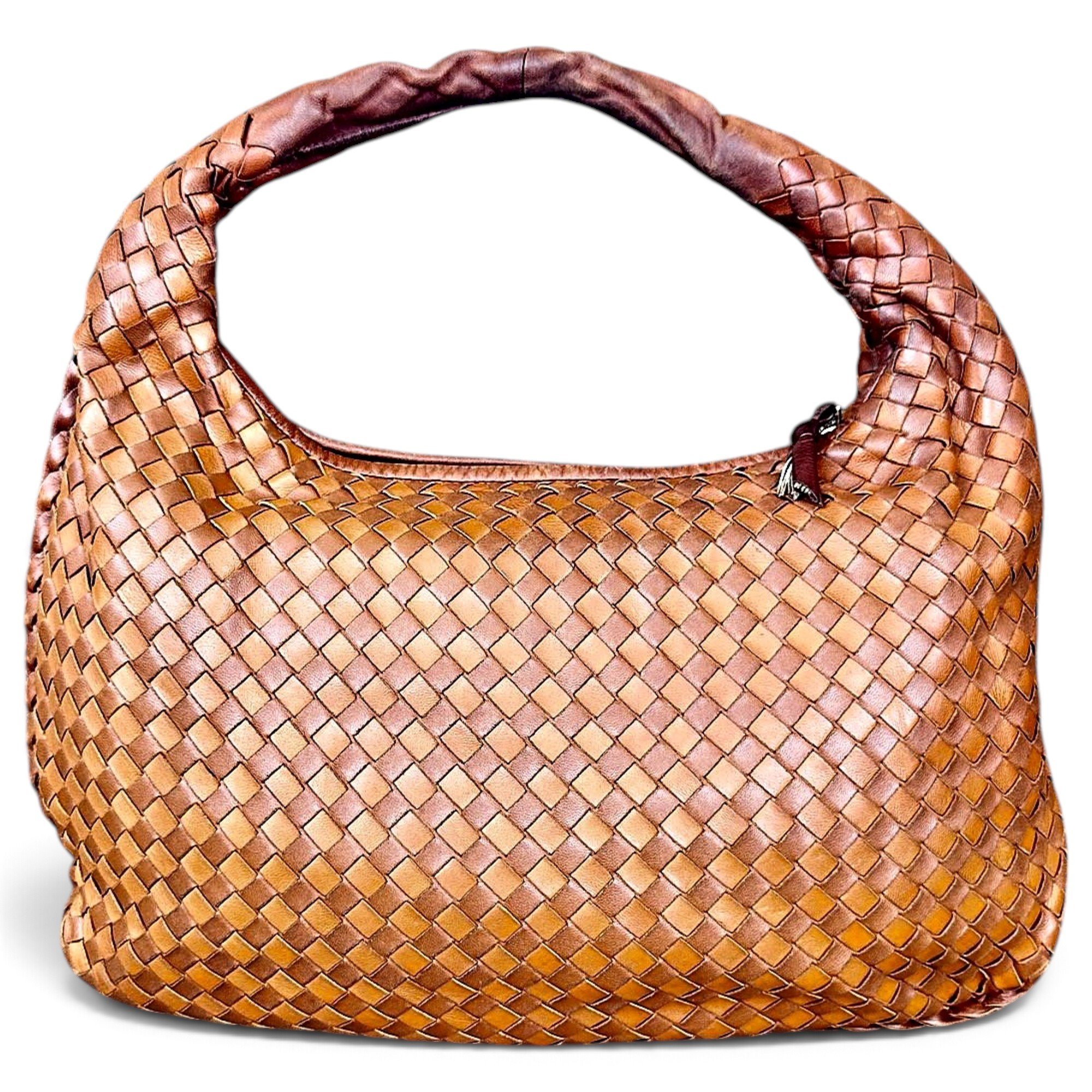 Veneta leather handbag