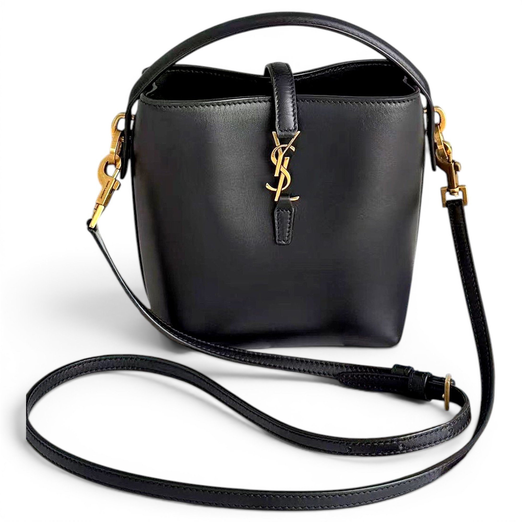 Le 37 leather handbag