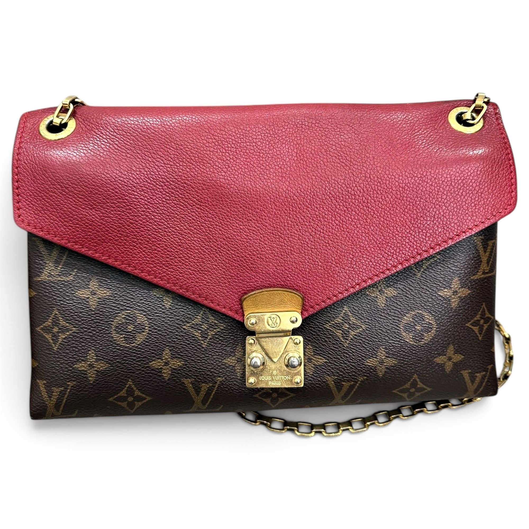 Dauphine Chain Wallet leather handbag