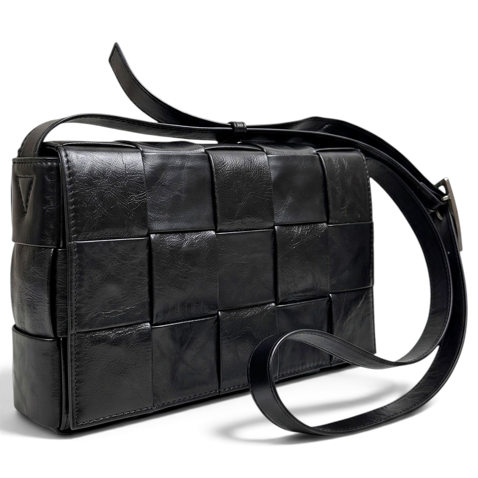 Cassette leather crossbody bag
