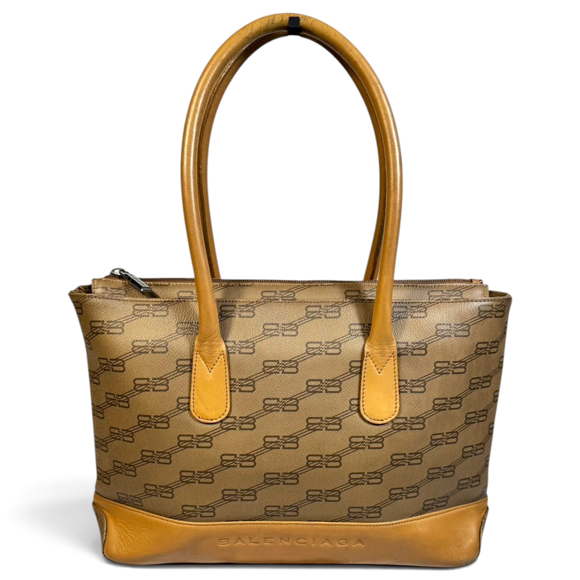 Leather tote