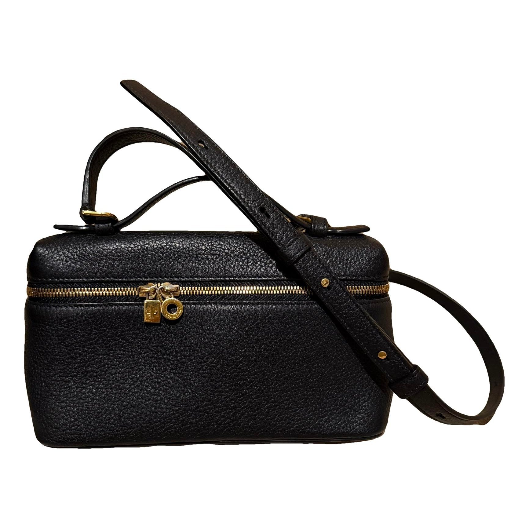 Extra Pocket leather crossbody bag
