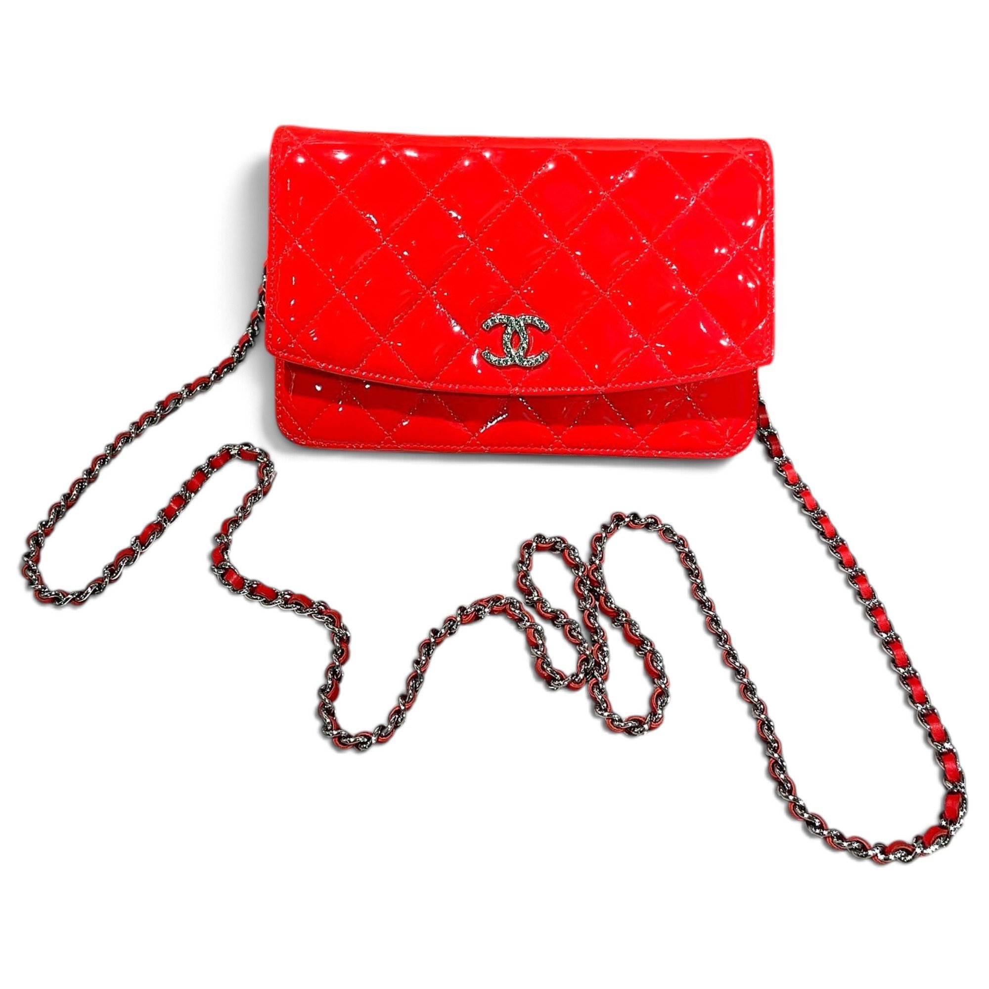 Wallet On Chain Timeless/Classique patent leather crossbody bag