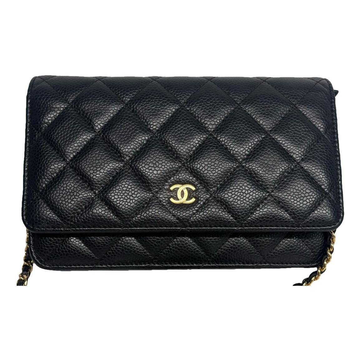 Wallet On Chain Timeless/Classique leather crossbody bag