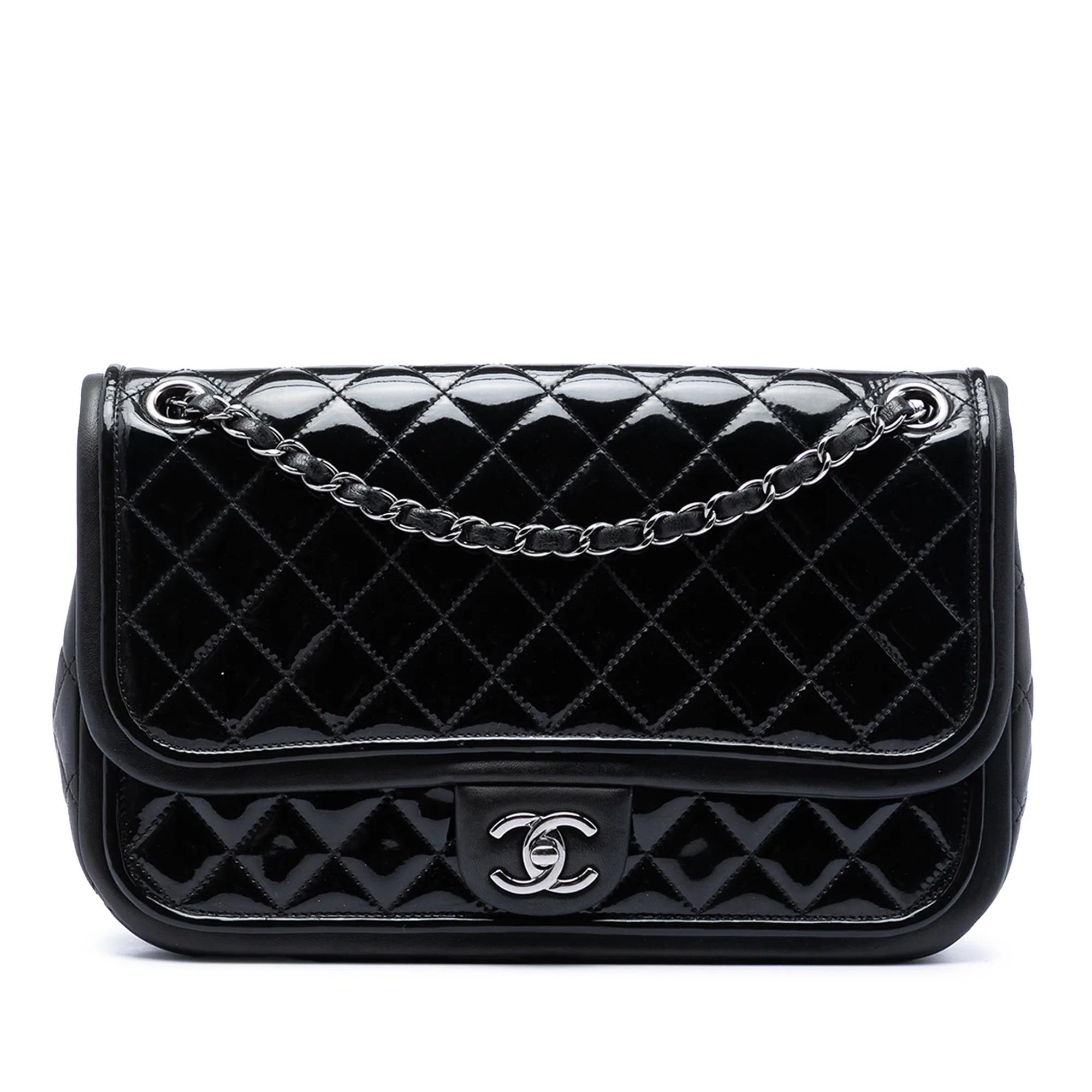 Timeless/Classique patent leather handbag