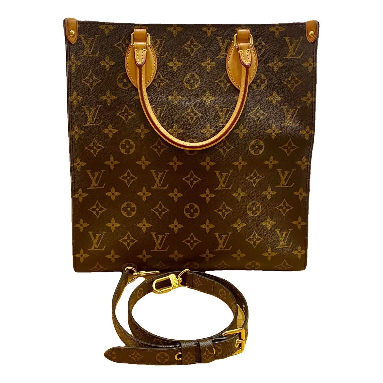 Plat leather handbag