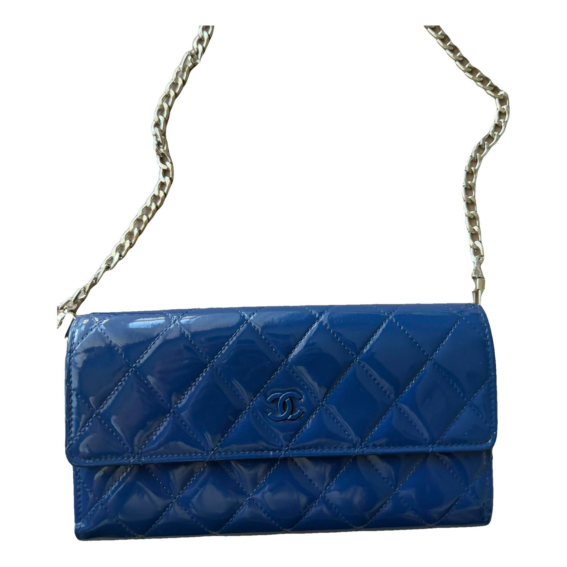 Wallet On Chain leather crossbody bag
