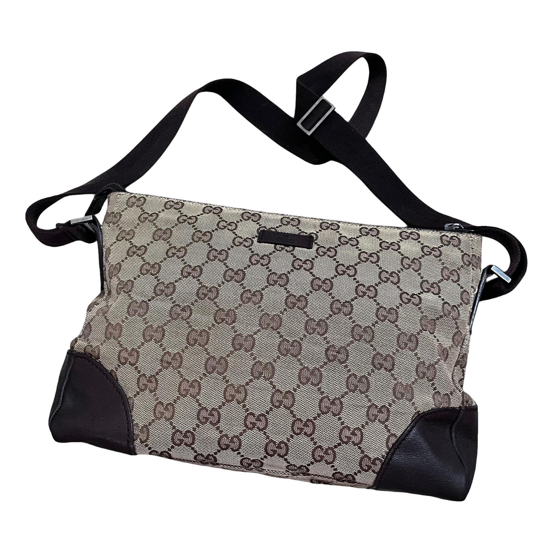 Crossbody bag