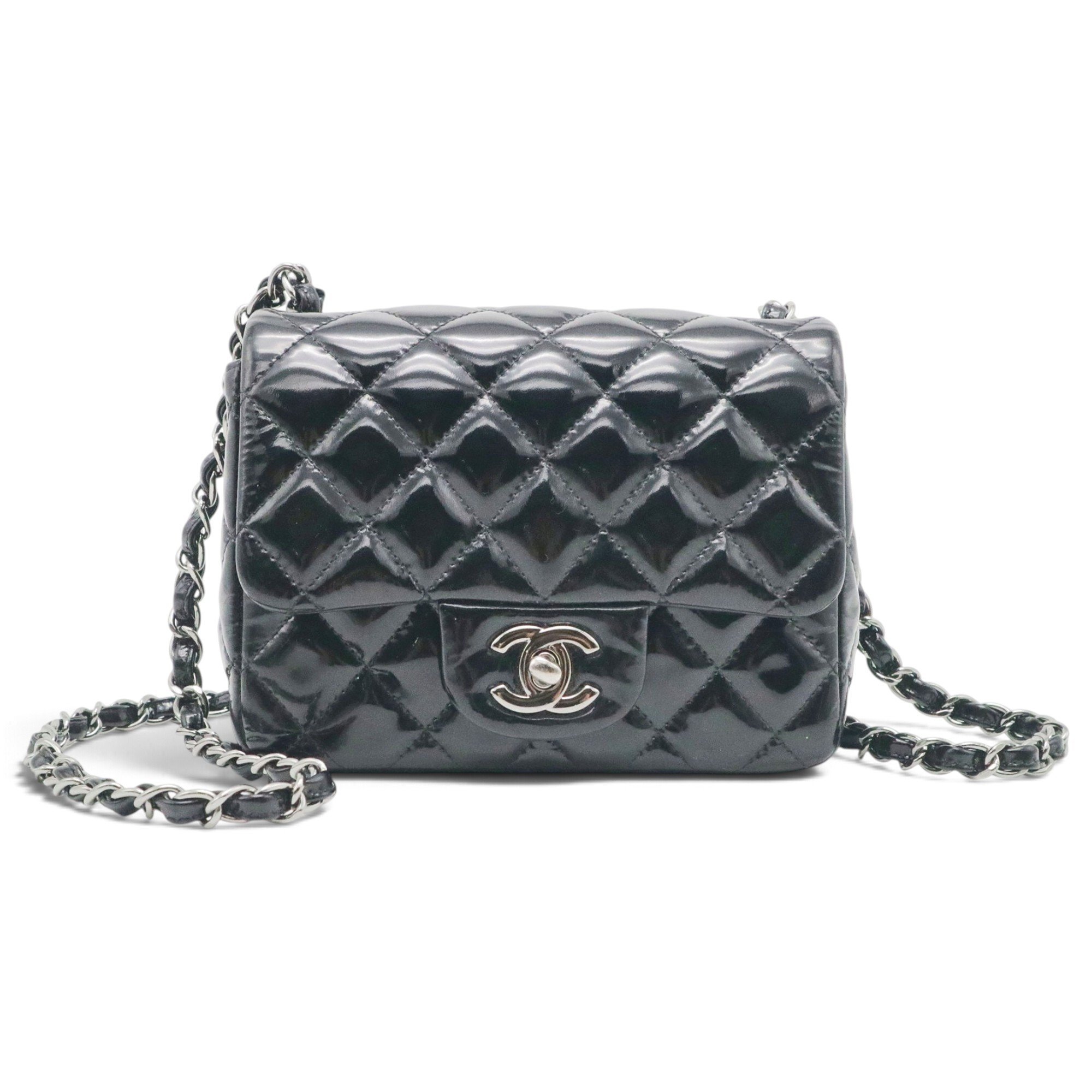 Timeless/Classique patent leather crossbody bag