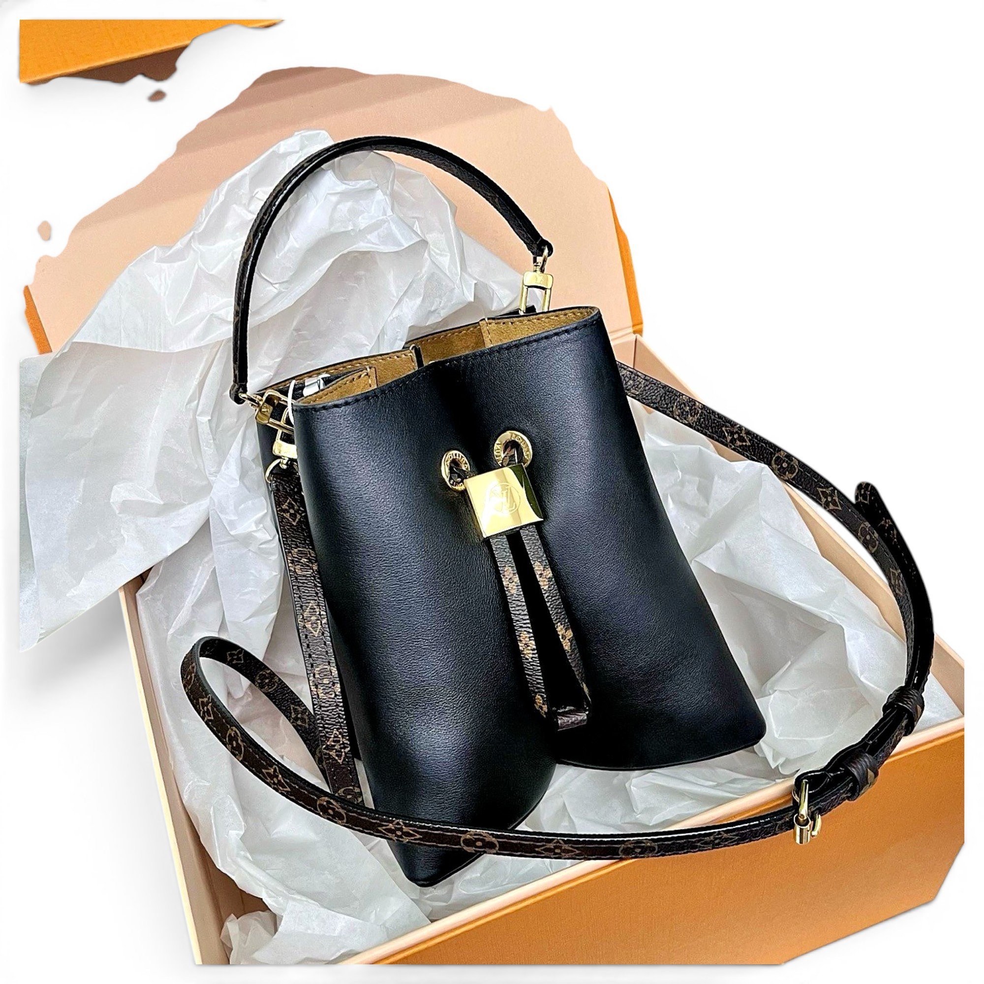 Leather handbag