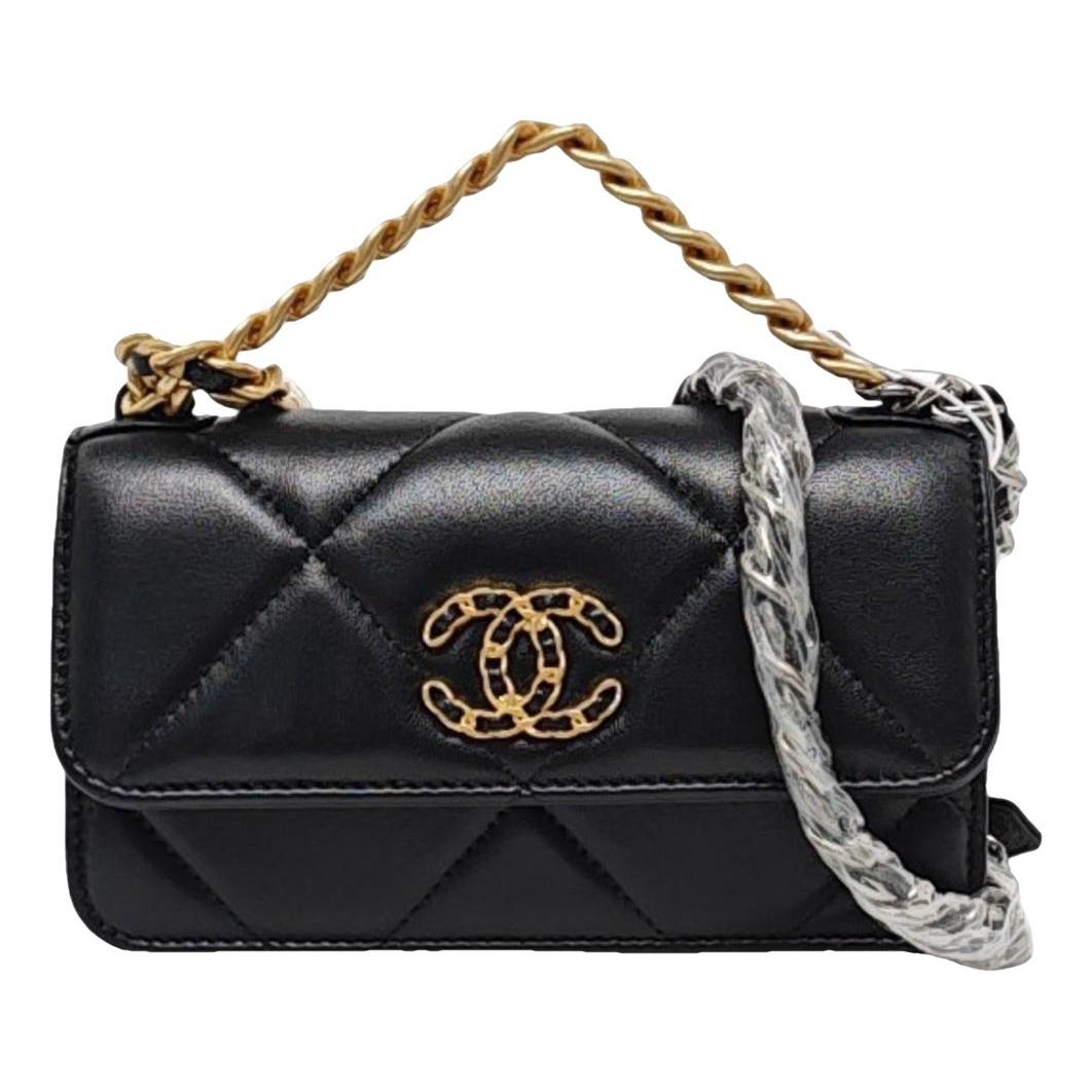 Chanel 19 crossbody bag