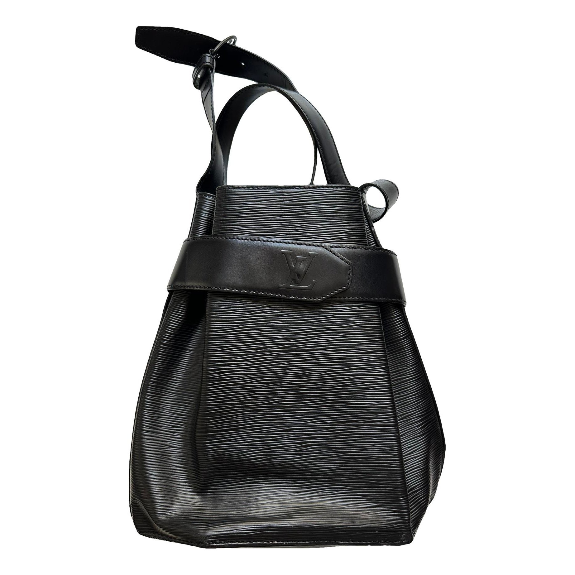 Leather travel bag