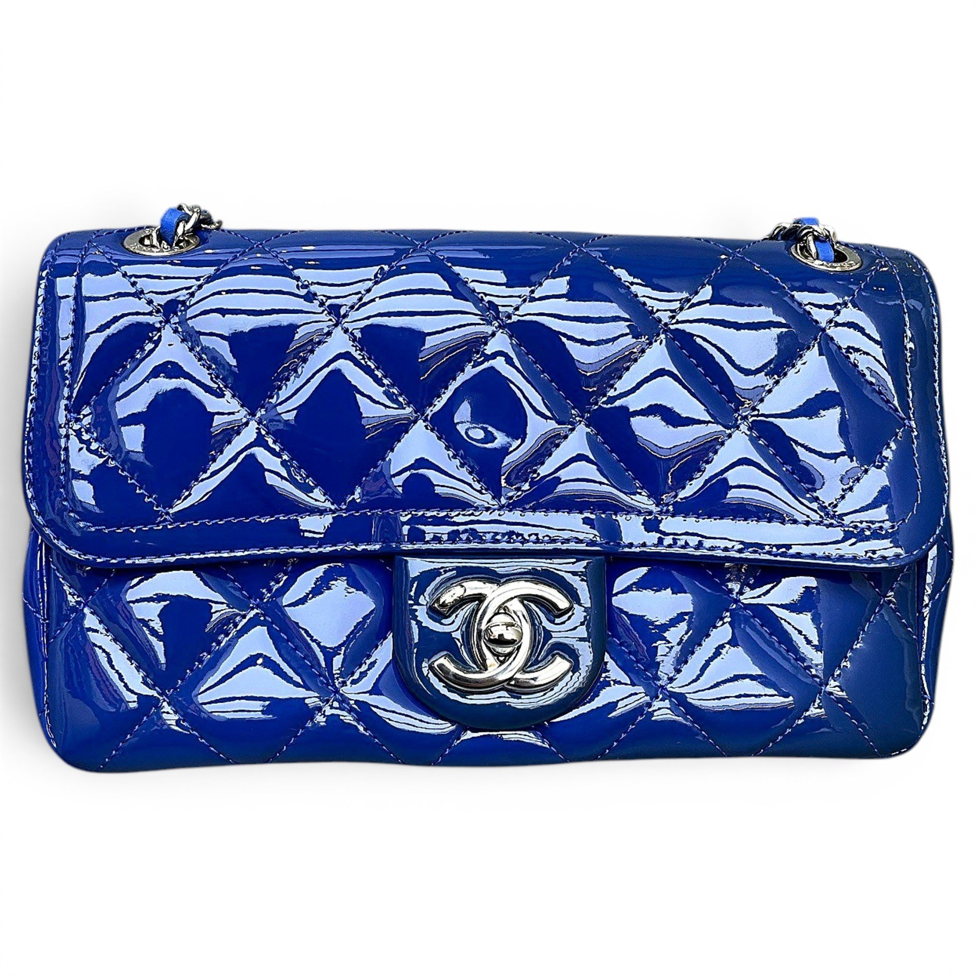 Timeless/Classique patent leather crossbody bag