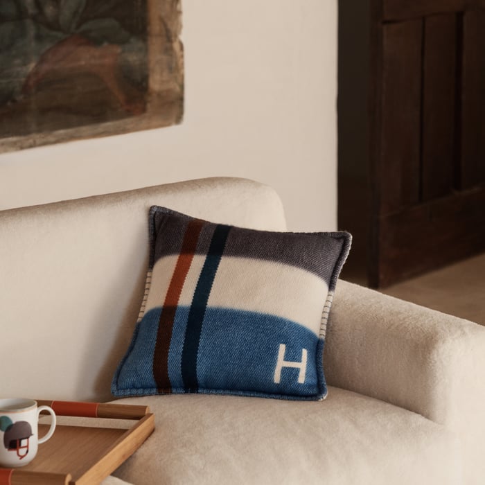 Dye Sangle Pillow