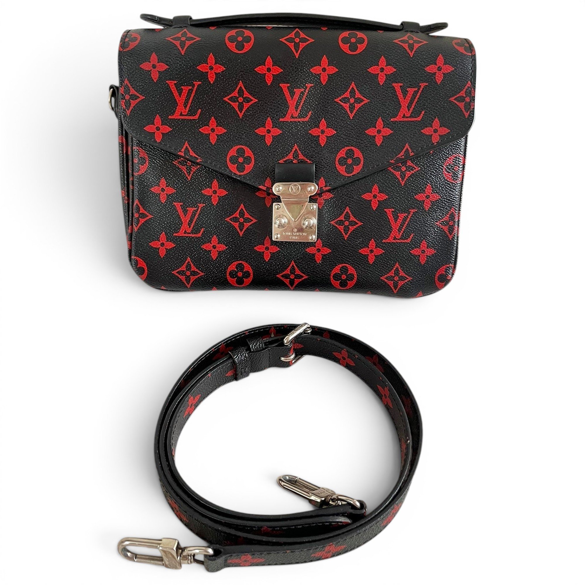 Metis leather crossbody bag