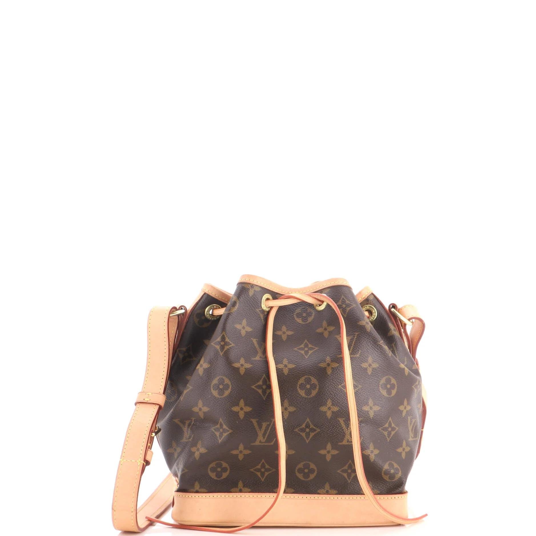 Louis Vuitton Cloth handbag