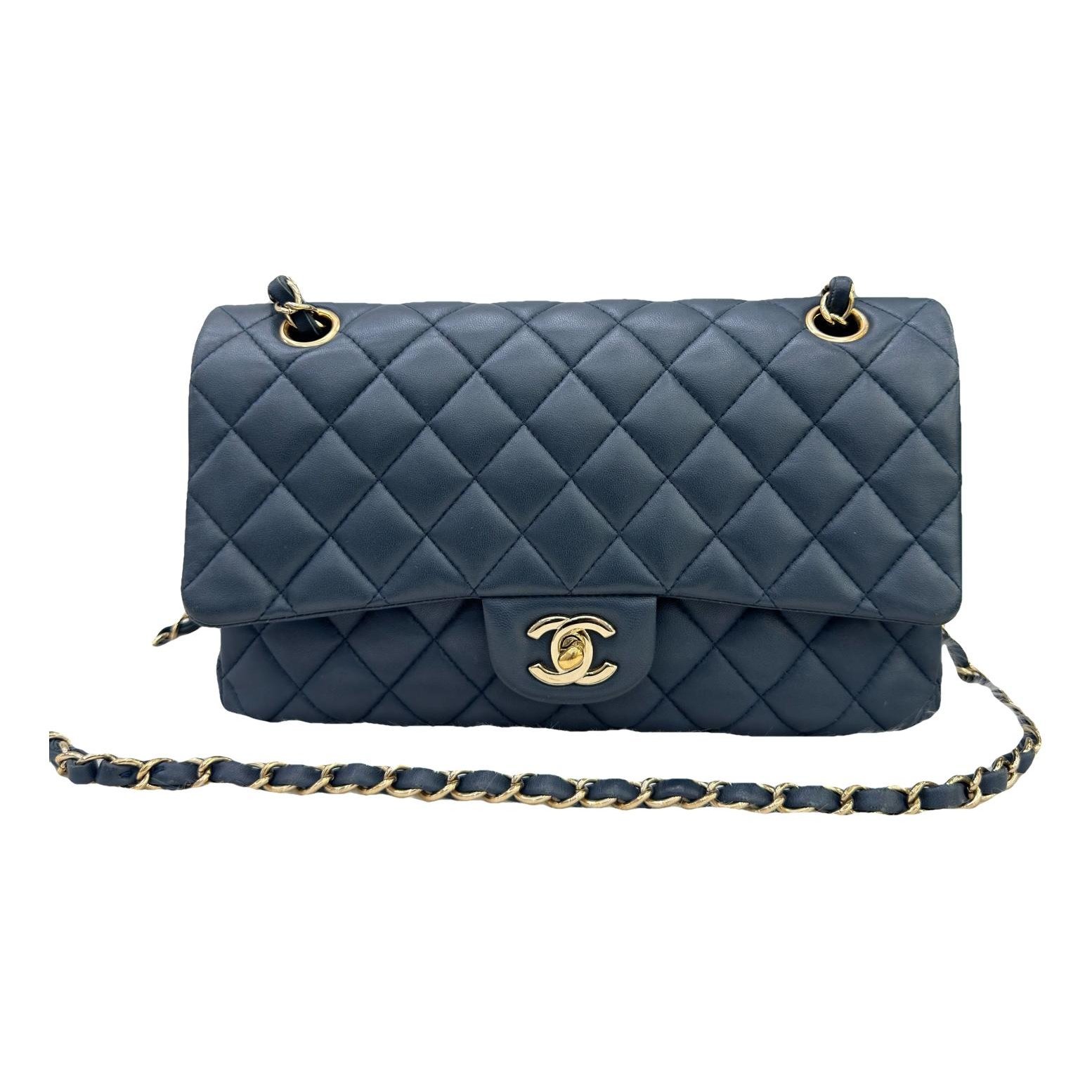 Timeless/Classique leather crossbody bag