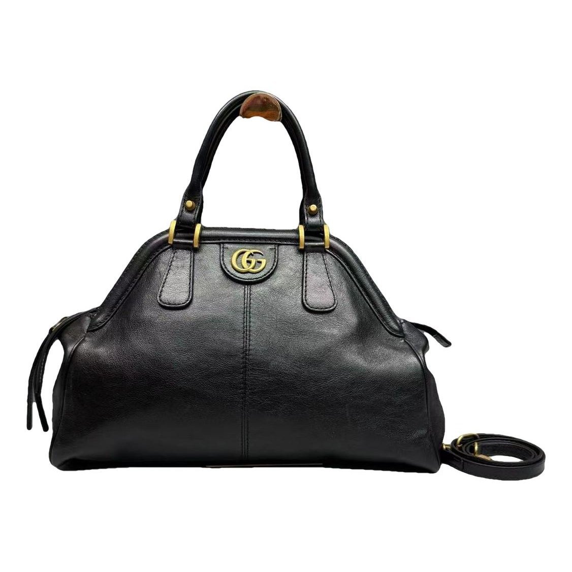 Re(belle) leather crossbody bag