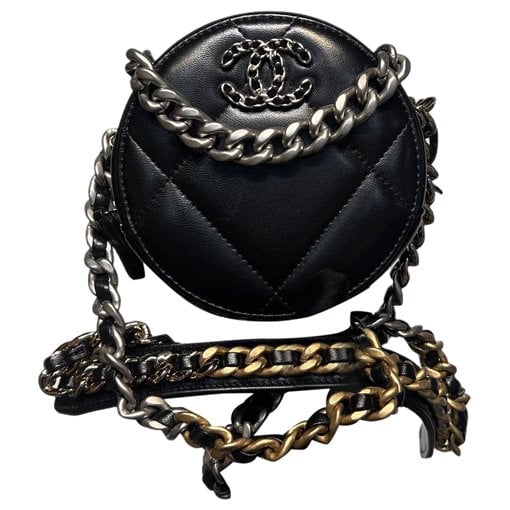 Chanel 19 leather crossbody bag