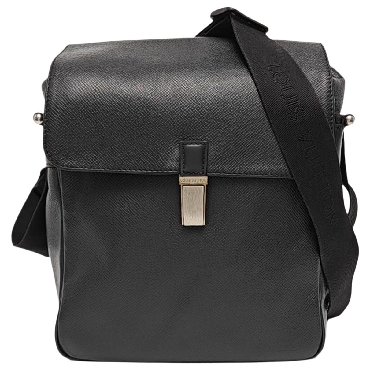 Yaranga leather crossbody bag