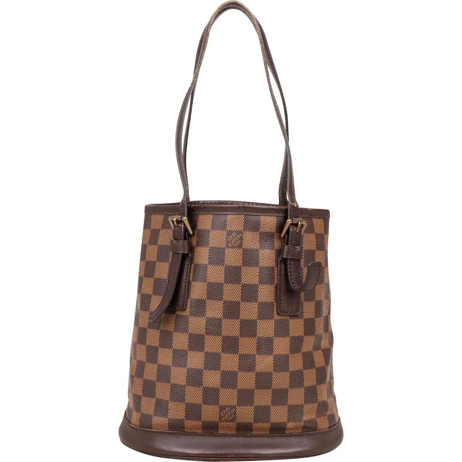Bucket leather handbag