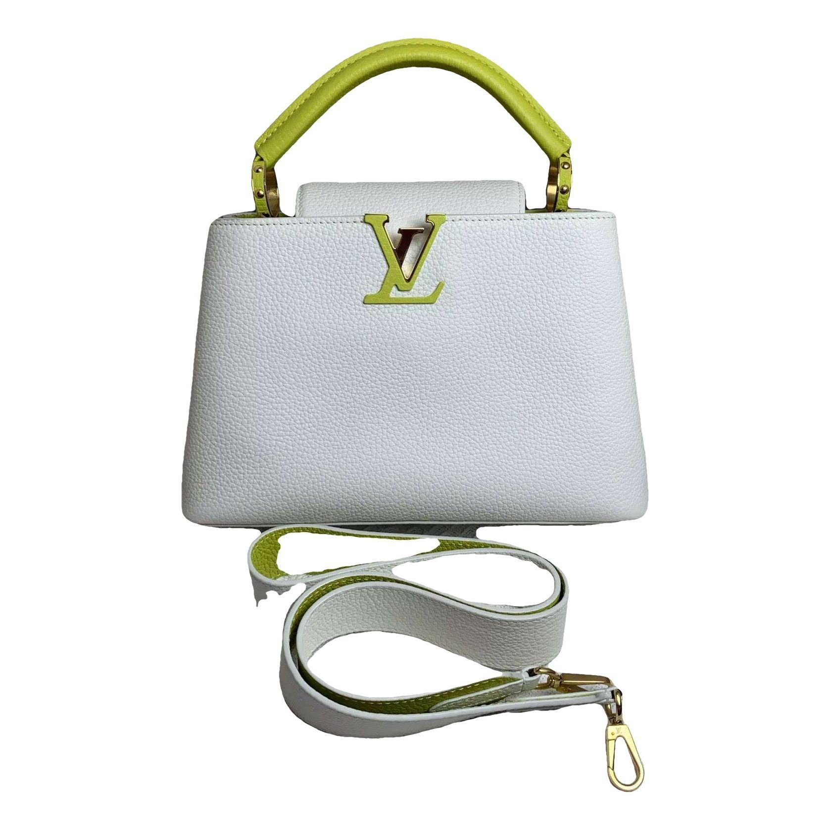 Capucines leather handbag