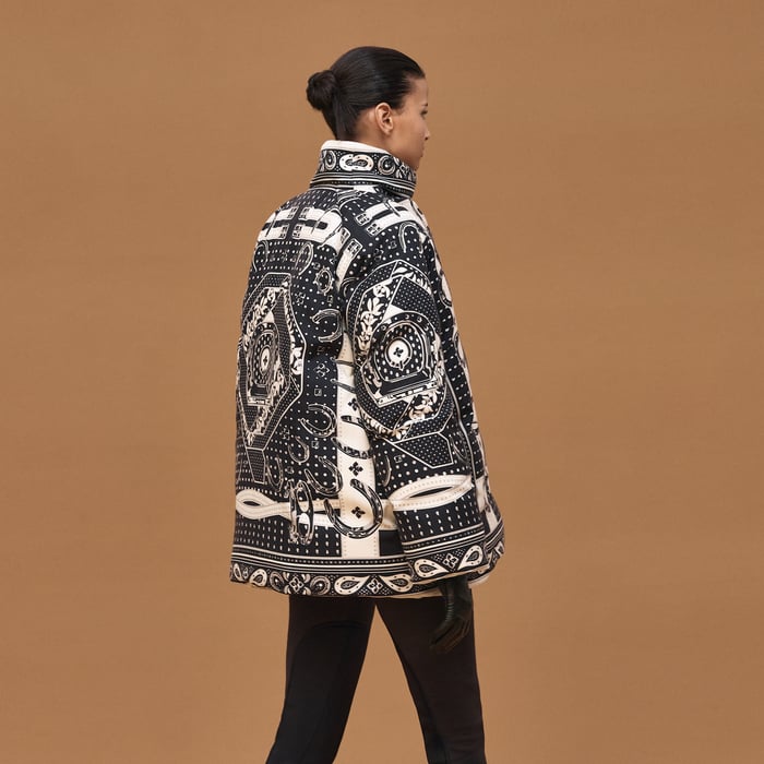 Noir "Porte-bonheur Chevron" Coat