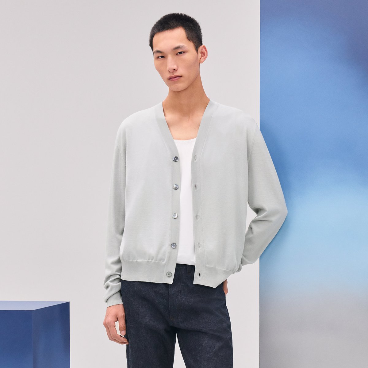 Cardigan boutonné « détail H »