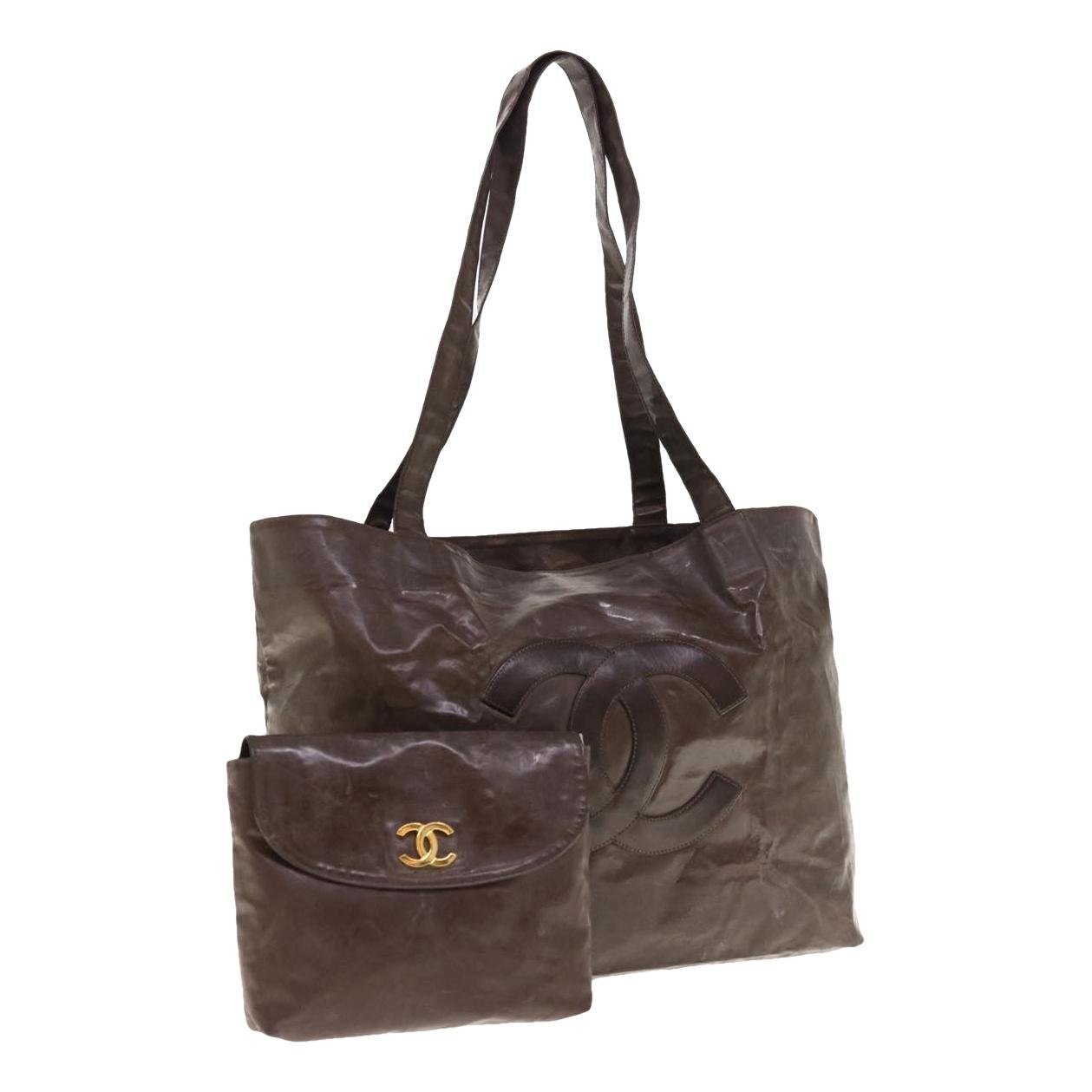 Leather tote