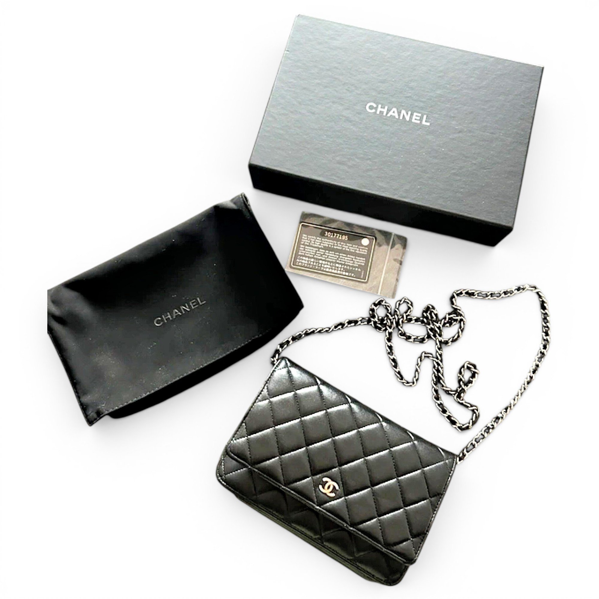 Wallet On Chain Timeless/Classique leather crossbody bag