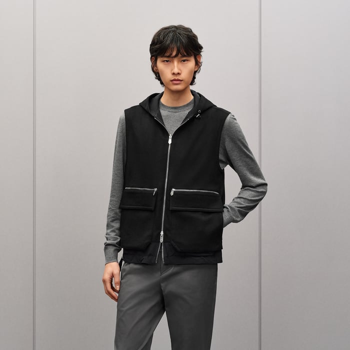 Noir Reversible Hooded Vest
