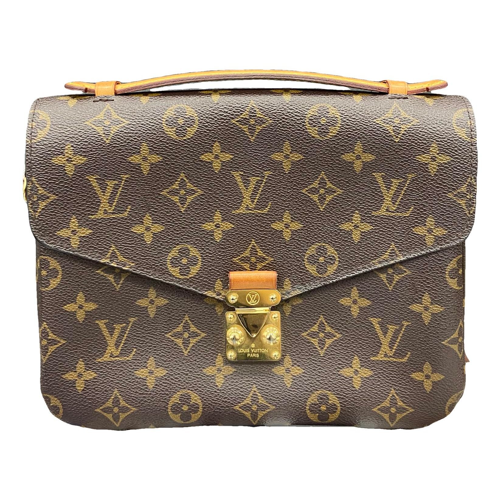 Metis leather handbag