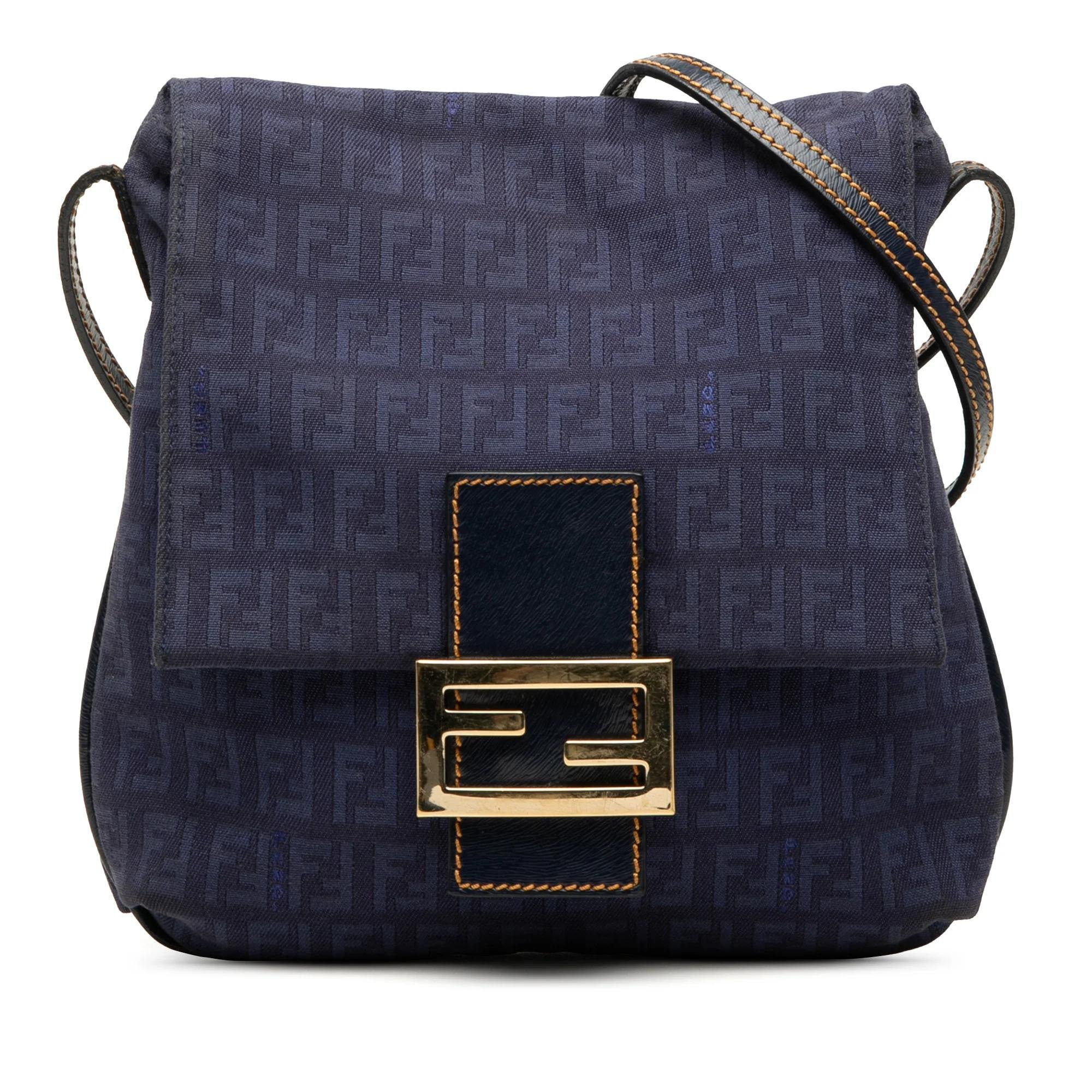 Pocket leather handbag